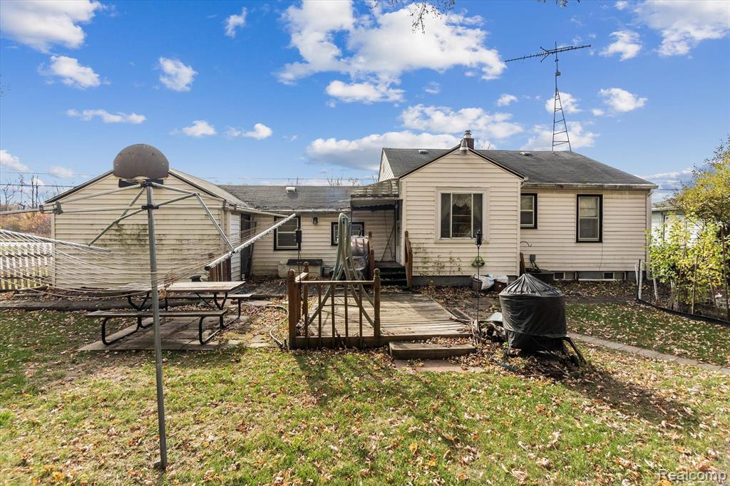 3228 West Pierson Road Flint, MI 48504 - Photo 26 of 31