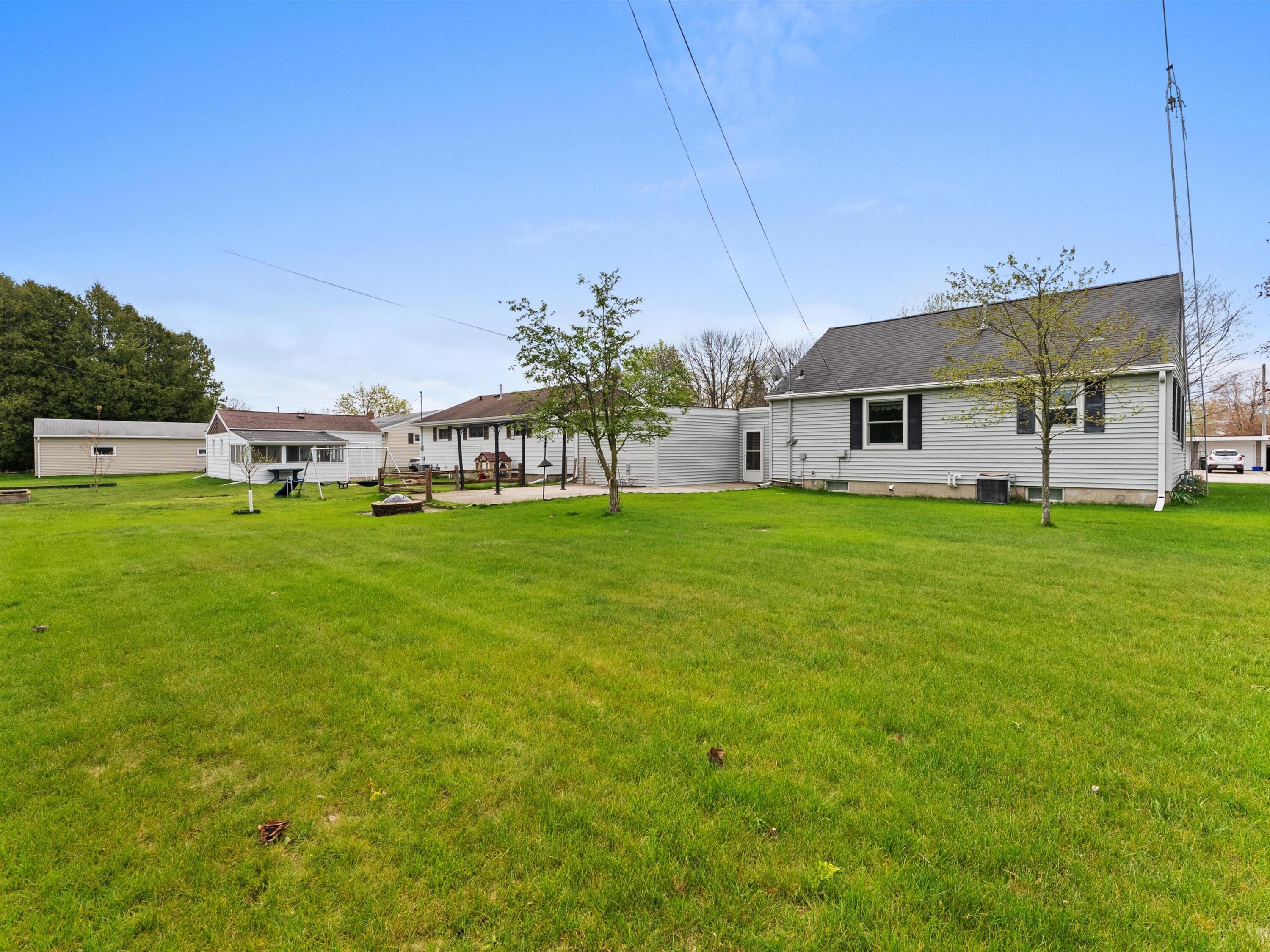 2332 37th Street Two Rivers, WI 54241 - Photo 22 of 26 23-023_3067686_02285