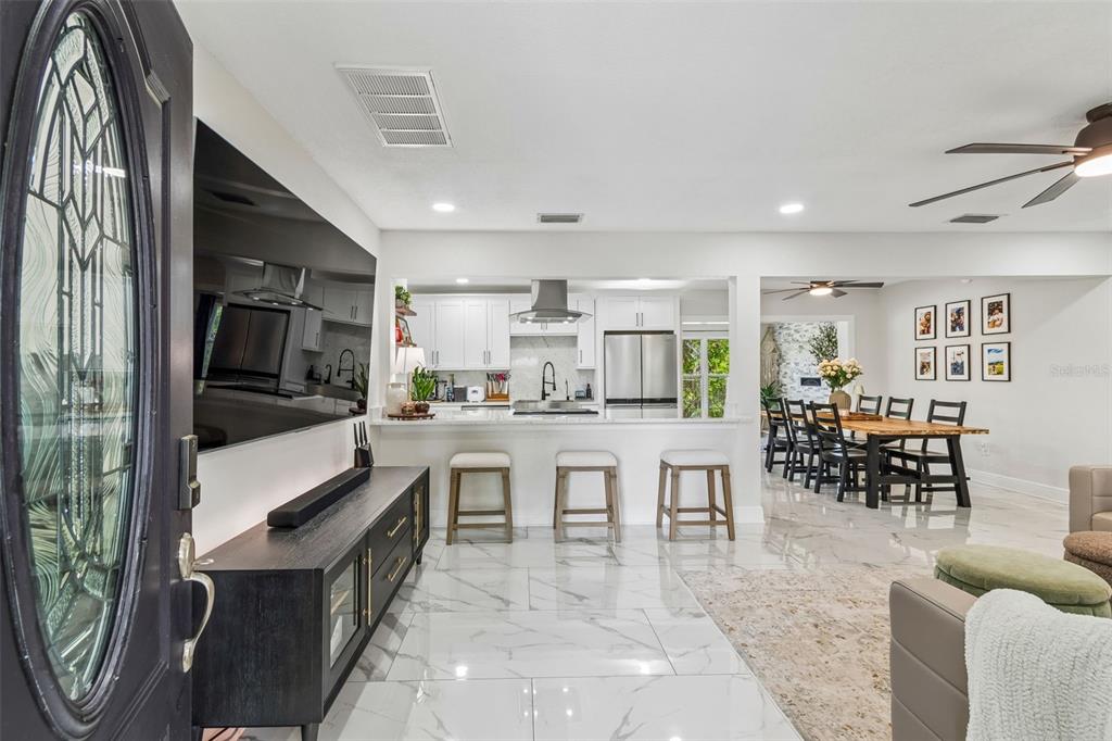 1618 Barry Road Clearwater, FL 33756 - Photo 12 of 71