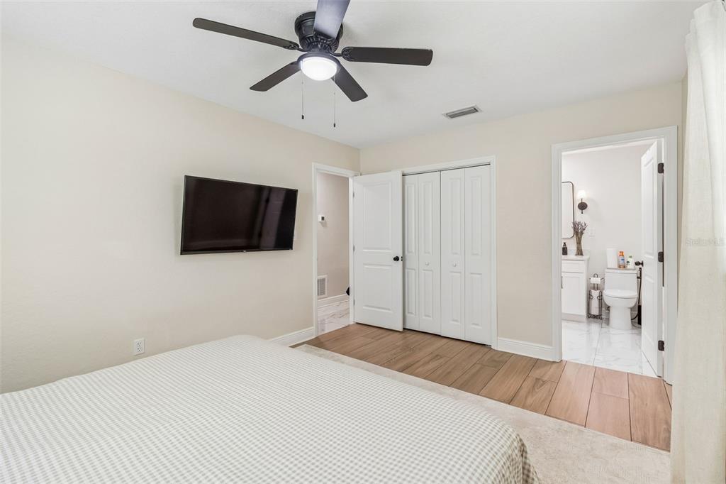 1618 Barry Road Clearwater, FL 33756 - Photo 45 of 71