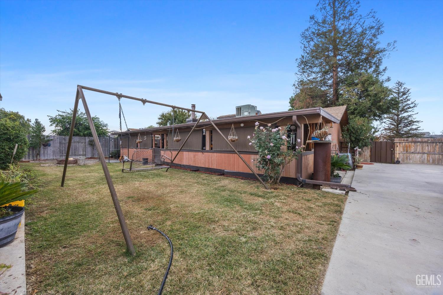 Undisclosed Address Bakersfield, CA 93312 - Photo 41 of 50 Gallery Image 41