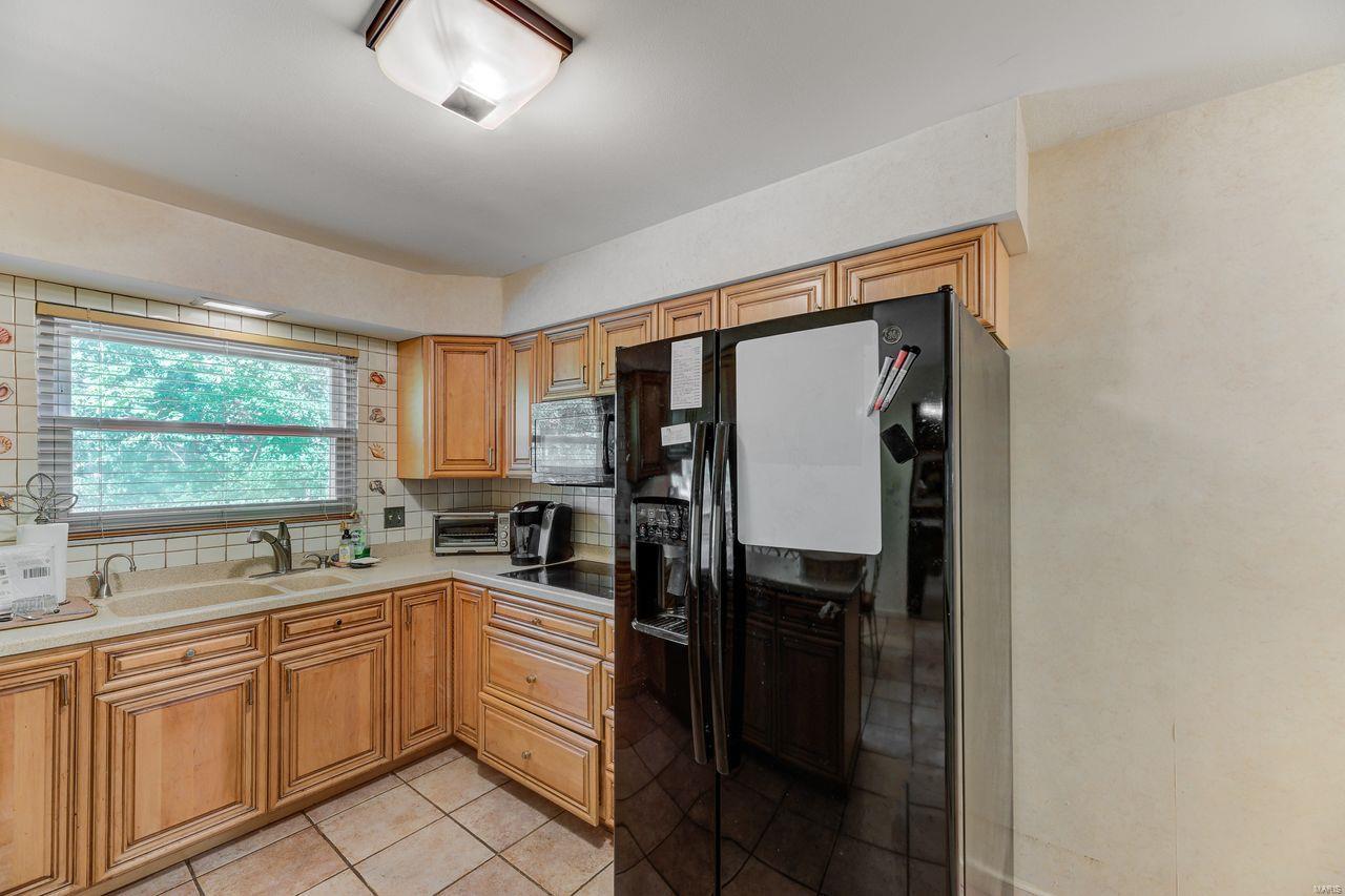 477 Ridgecorde Place St. Louis, MO 63141 - Photo 6 of 23 Gallery Image 6