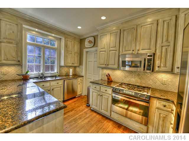 3939 Ayscough Road Charlotte, NC 28211 - Photo 2 of 16 Gallery Image 2