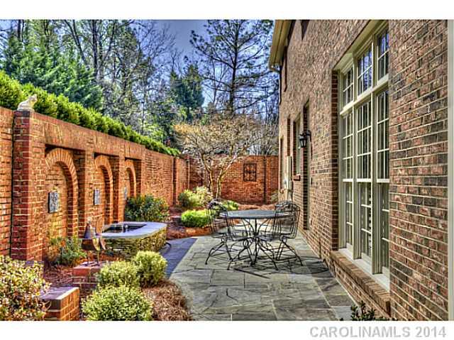 3939 Ayscough Road Charlotte, NC 28211 - Photo 14 of 16 Gallery Image 14