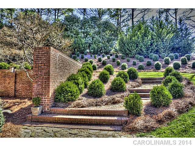 3939 Ayscough Road Charlotte, NC 28211 - Photo 15 of 16 Gallery Image 15