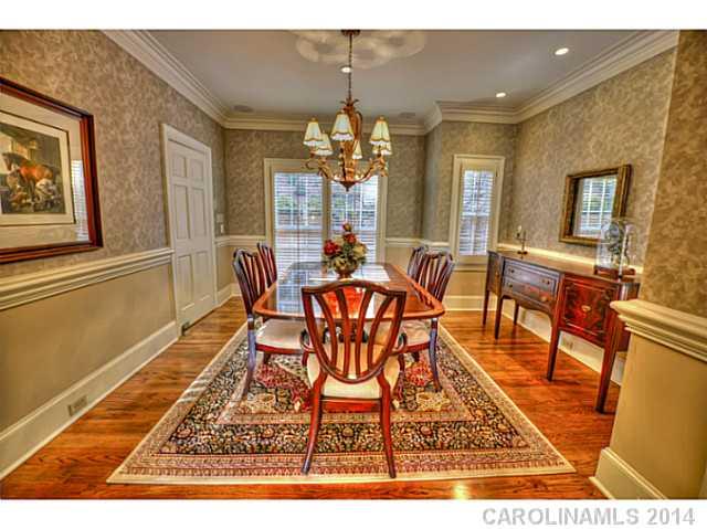 3939 Ayscough Road Charlotte, NC 28211 - Photo 6 of 16 Gallery Image 6