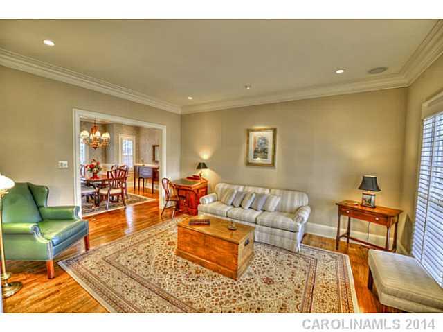 3939 Ayscough Road Charlotte, NC 28211 - Photo 7 of 16 Gallery Image 7