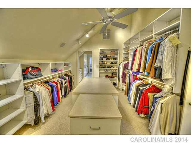 3939 Ayscough Road Charlotte, NC 28211 - Photo 9 of 16 Gallery Image 9