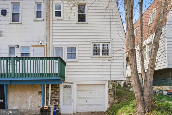 $175,000 | 229 Barrington Road, Upper Darby, PA 19082