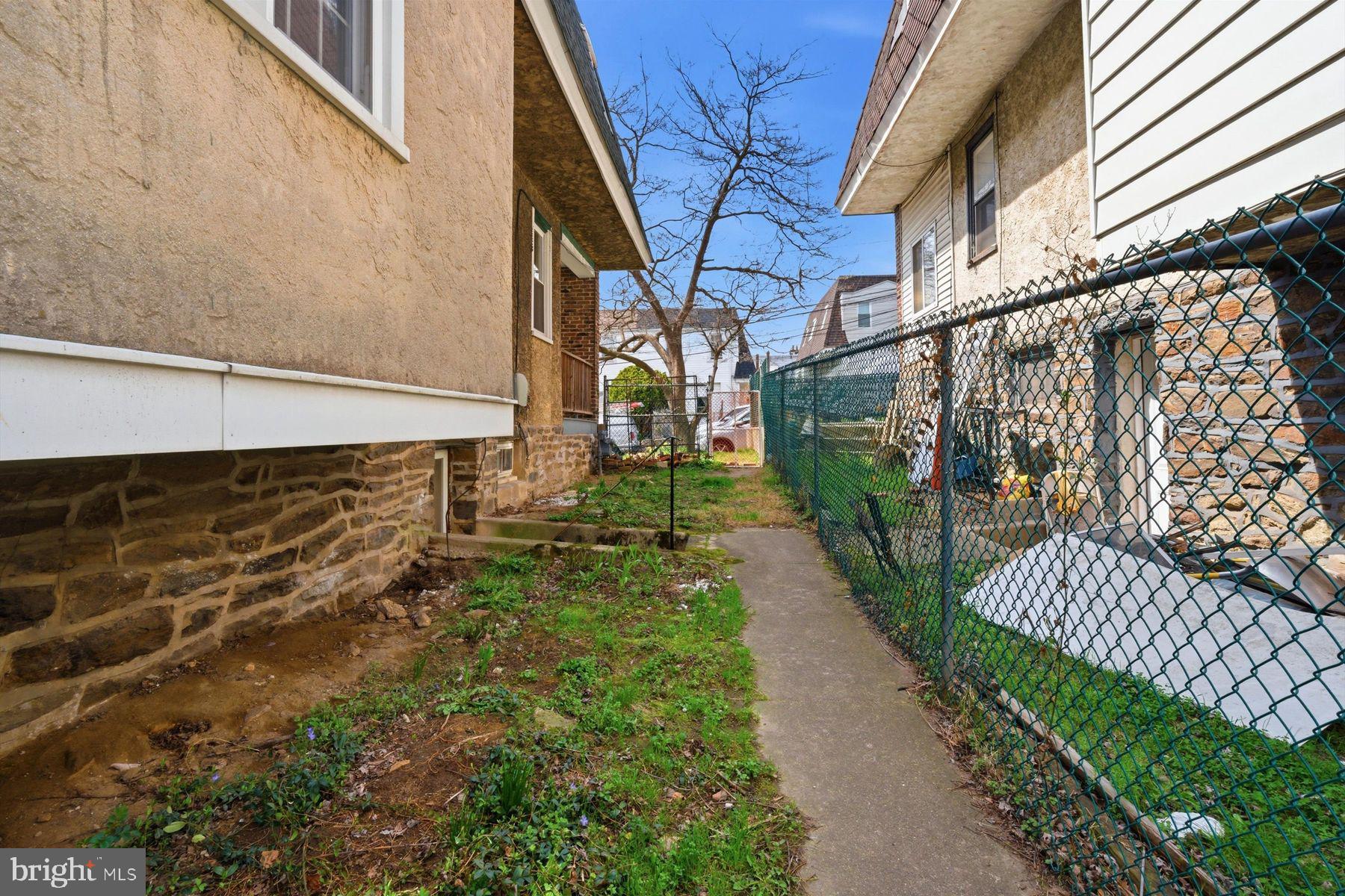 229 Barrington Road Upper Darby, PA 19082 - Photo 26 of 26