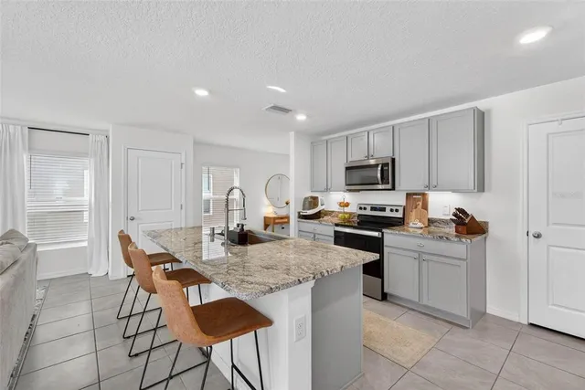 $399,900 | 5141 Rocky Coast Place, Palmetto, FL 34221