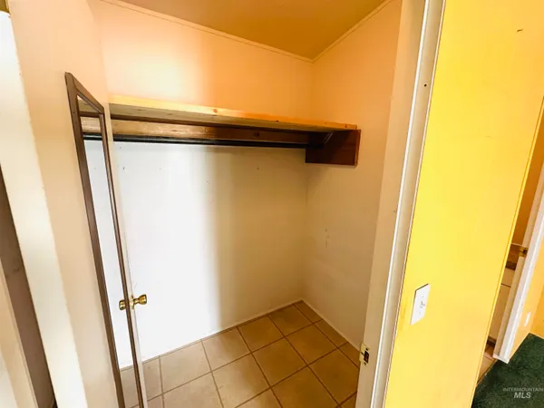 $189,900 | 1304 Young Field Avenue, Jordan Valley, OR 97910