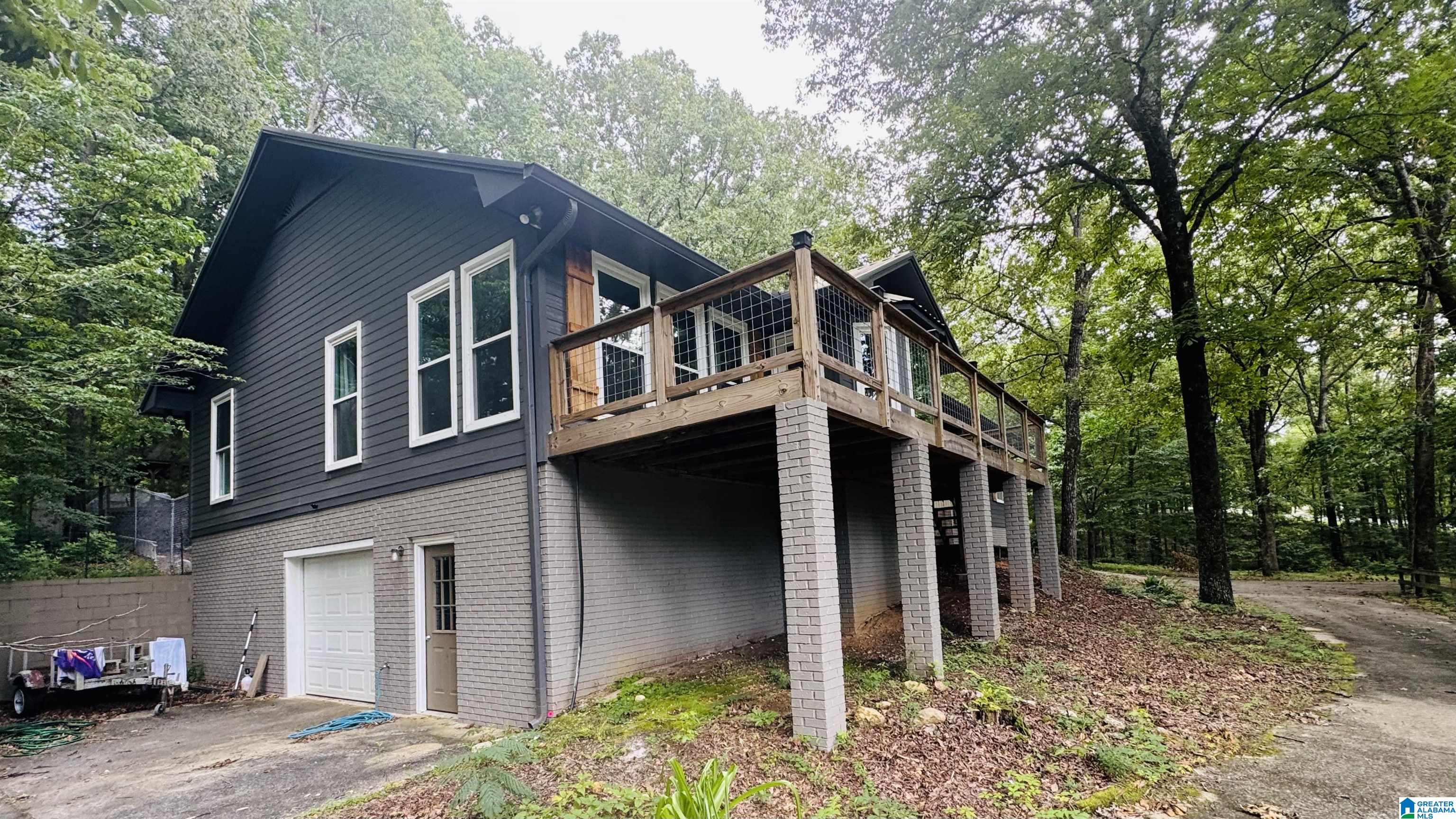 77 Fulton Circle Sylacauga, AL 35150 - Photo 2 of 5