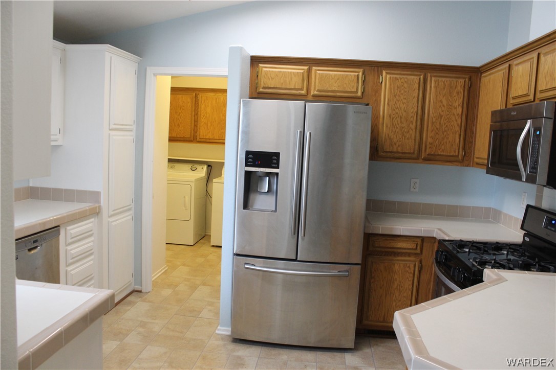 1545 East El Rodeo Road, Unit 19 Fort Mohave, AZ 86426 - Photo 4 of 33 Gallery Image 4