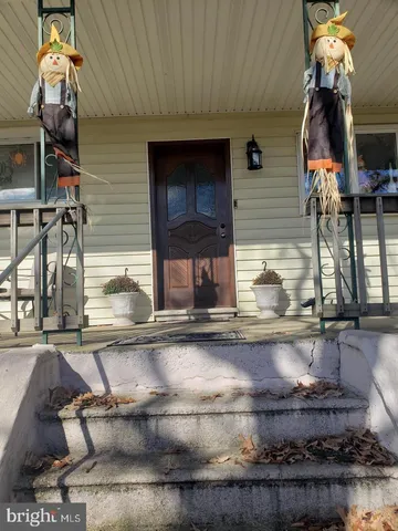 $1,300 | 277 East Browning Road, Bellmawr, NJ 08031