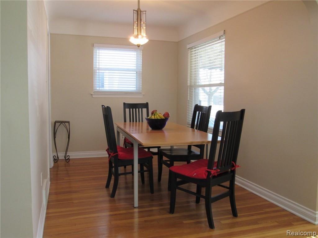 2928 Harvard Road Berkley, MI 48072 - Photo 5 of 21 4h.jpg