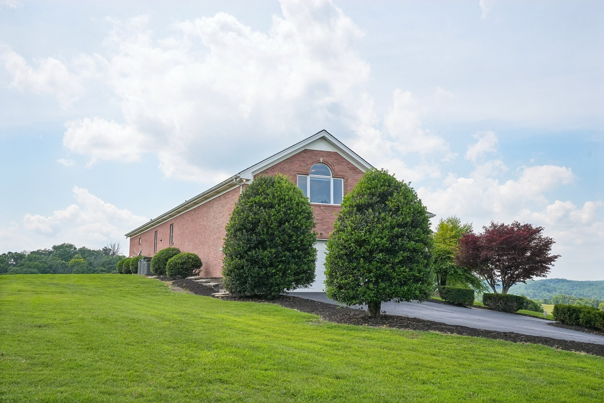 658 Hickory Ridge Road Gallatin, TN 37066 - Photo 6 of 96