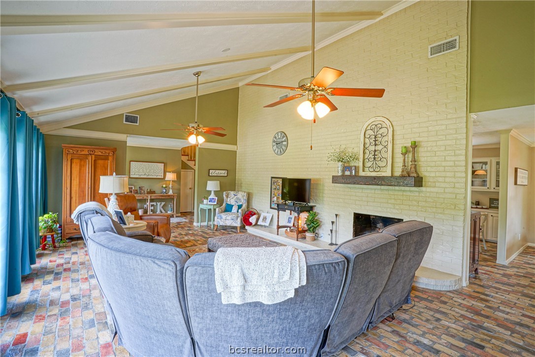 3505 Spring Lane Bryan, TX 77802 - Photo 7 of 31