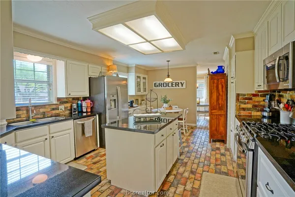 $499,000 | 3505 Spring Lane, Bryan, TX 77802