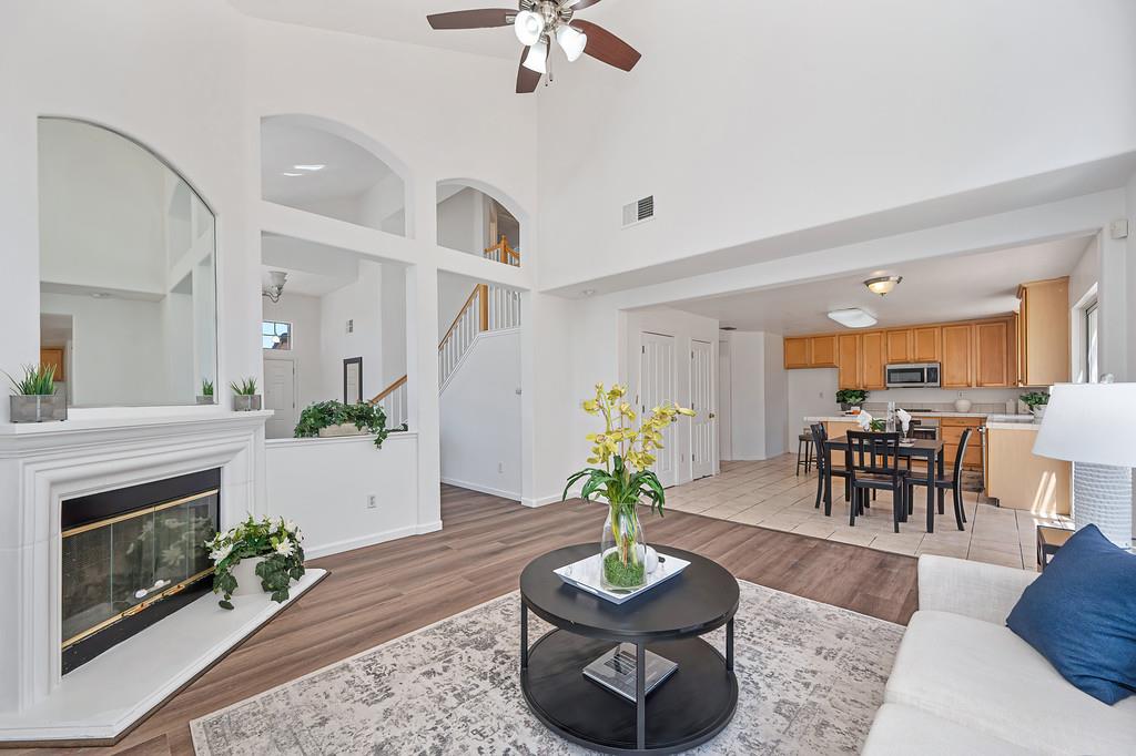 7828 Calzada Way Elk Grove, CA 95758 - Photo 17 of 58