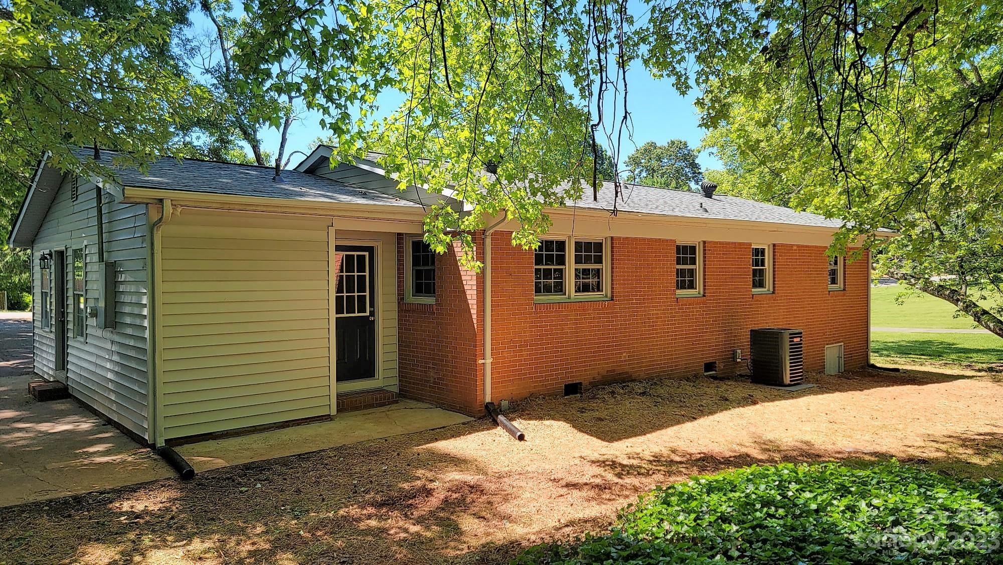 2020 Rankin Road Gastonia, NC 28056 - Photo 5 of 21 Gallery Image 5