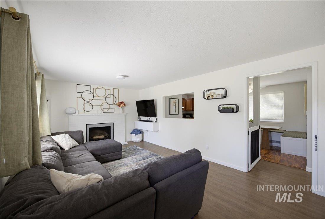 2812 North Cole Road Boise, ID 83704 - Photo 10 of 32