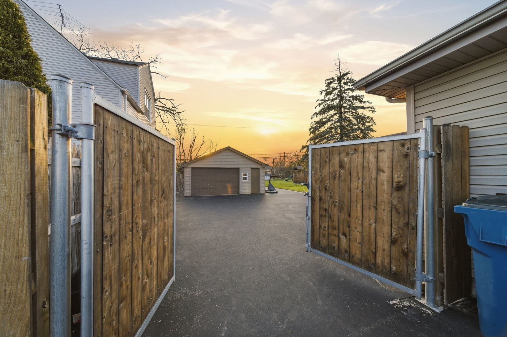 14426 Springfield Avenue Midlothian, IL 60445 - Photo 20 of 29