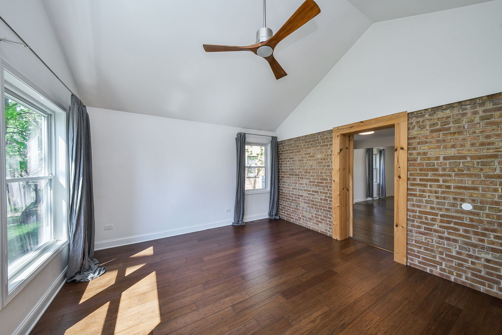 1106 Manchester Road Wheaton, IL 60187 - Photo 12 of 29