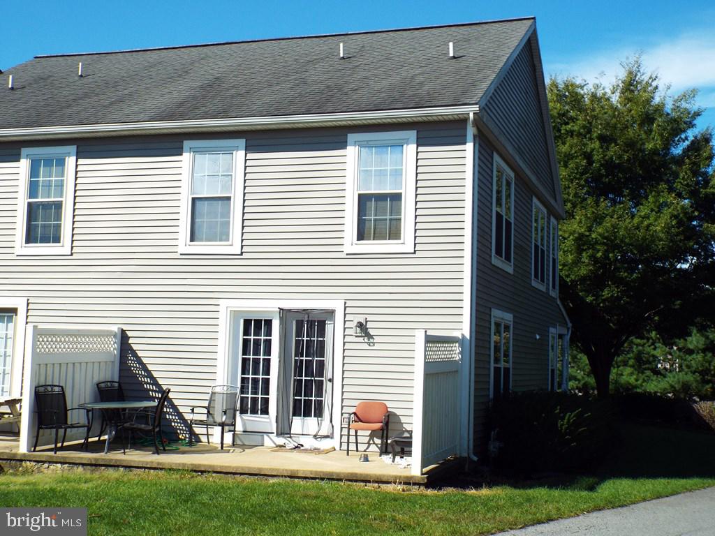 48 Harvest Road, Unit 11 Lancaster, PA 17602 - Photo 2 of 11