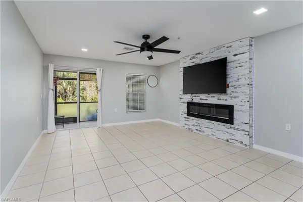 $1,900 | 9080 Gervais Circle, Unit 504, Naples, FL 34120