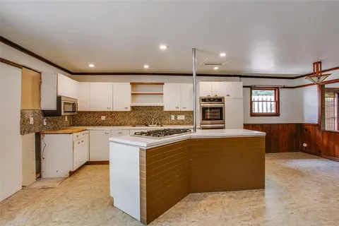 $699,000 | 7937 Deer Trail Drive, Dallas, TX 75238