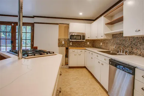 $699,000 | 7937 Deer Trail Drive, Dallas, TX 75238