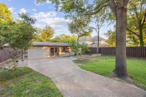 $699,000 | 7937 Deer Trail Drive, Dallas, TX 75238