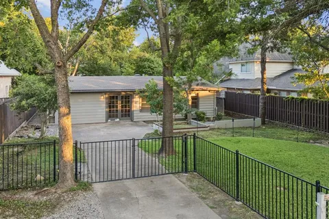 $699,000 | 7937 Deer Trail Drive, Dallas, TX 75238