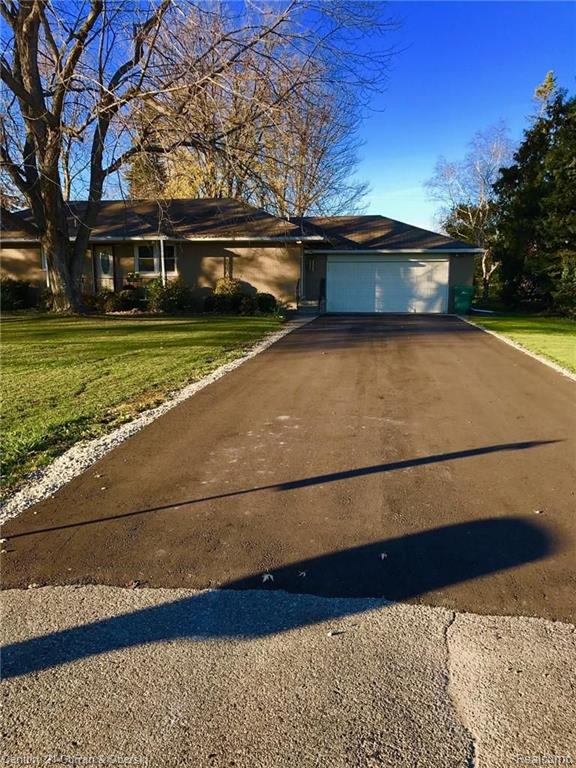 48200 Bemis Road Belleville, MI 48111 - Photo 2 of 20
