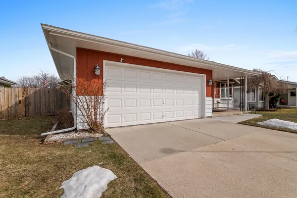 $295,000 | 1736 Knoll Crest Drive, Sheboygan, WI 53081