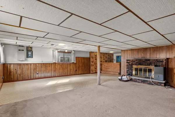 $295,000 | 1736 Knoll Crest Drive, Sheboygan, WI 53081