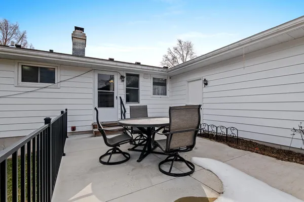 $295,000 | 1736 Knoll Crest Drive, Sheboygan, WI 53081