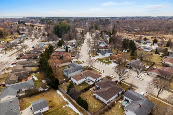 $295,000 | 1736 Knoll Crest Drive, Sheboygan, WI 53081