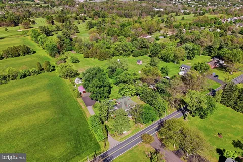 $1,125,000 | 75 Morris Road, Harleysville, PA 19438