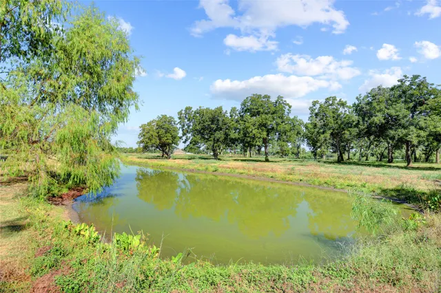 $425,000 | 11861 County Road 160, Boling, TX 77420