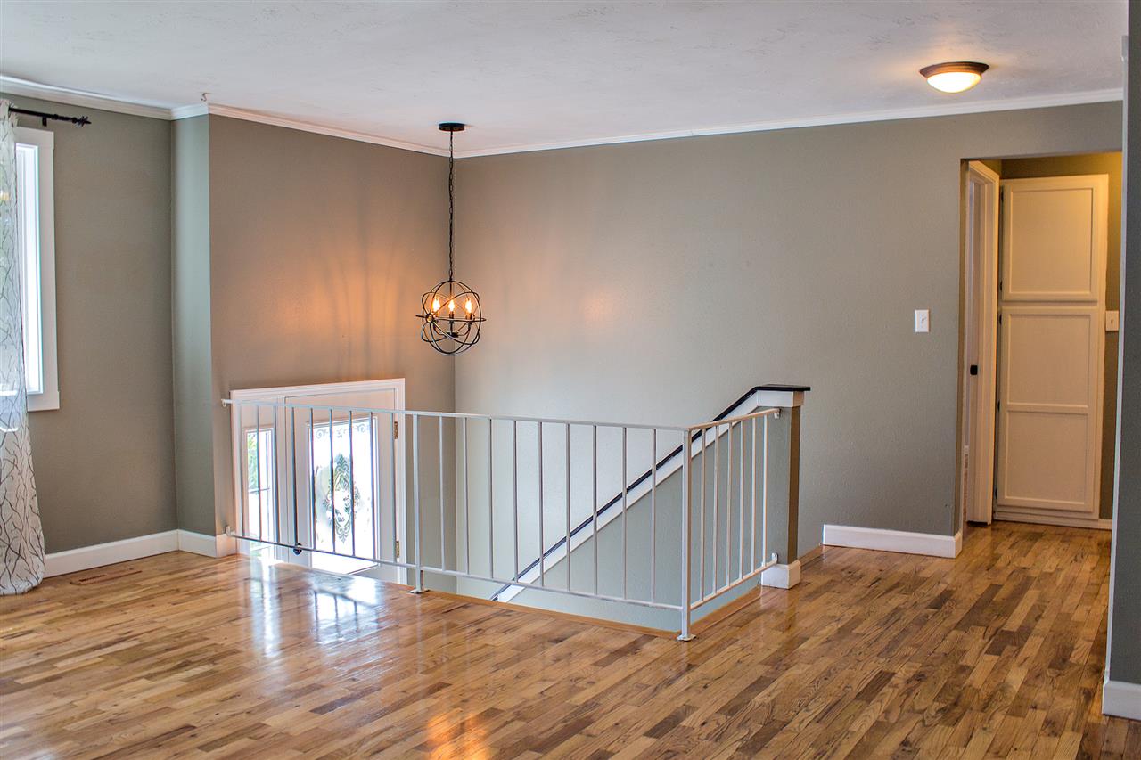 3012 South Bates Road Spokane Valley, WA 99206 - Photo 4 of 31 Gallery Image 4