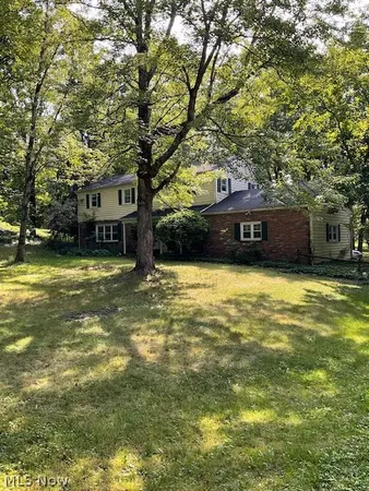$350,000 | 7100 Chestnut Drive, Walton Hills, OH 44146