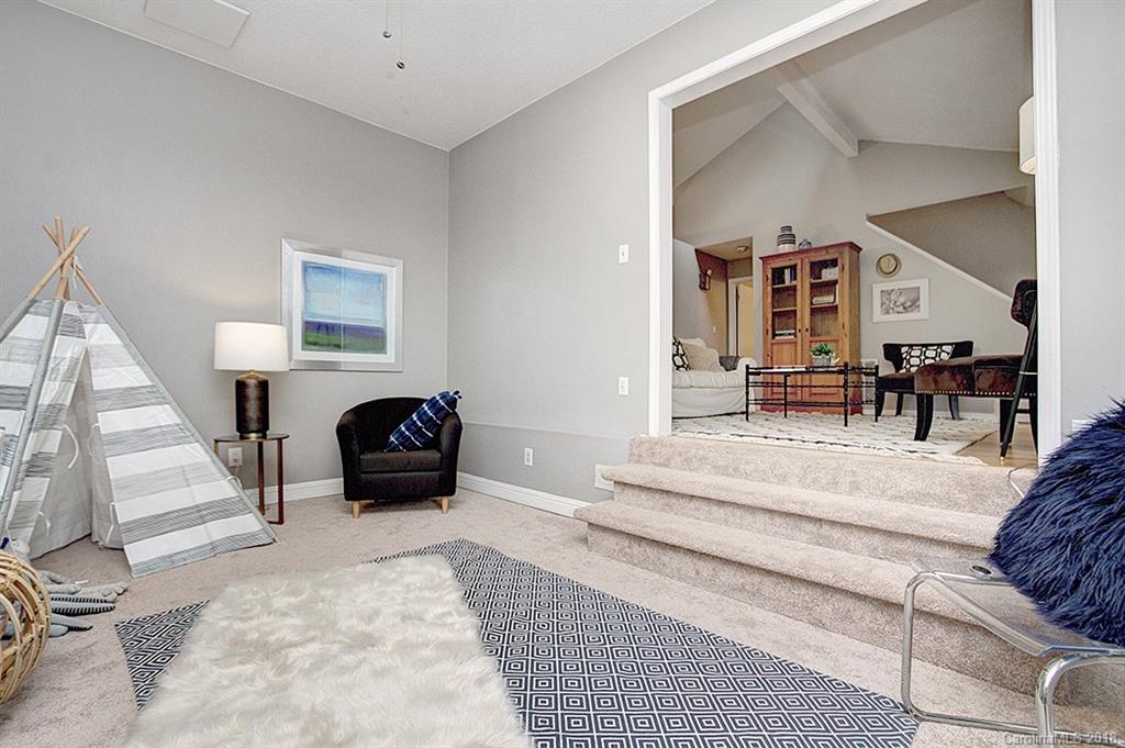11932 5 Cedars Road Charlotte, NC 28226 - Photo 7 of 27 Gallery Image 7