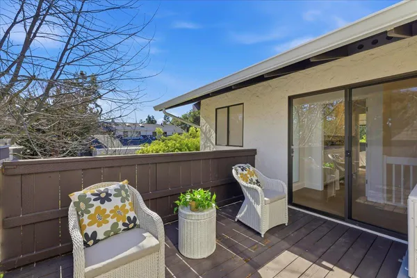 $2,280,000 | 2442 Sharon Oaks Drive, Menlo Park, CA 94025