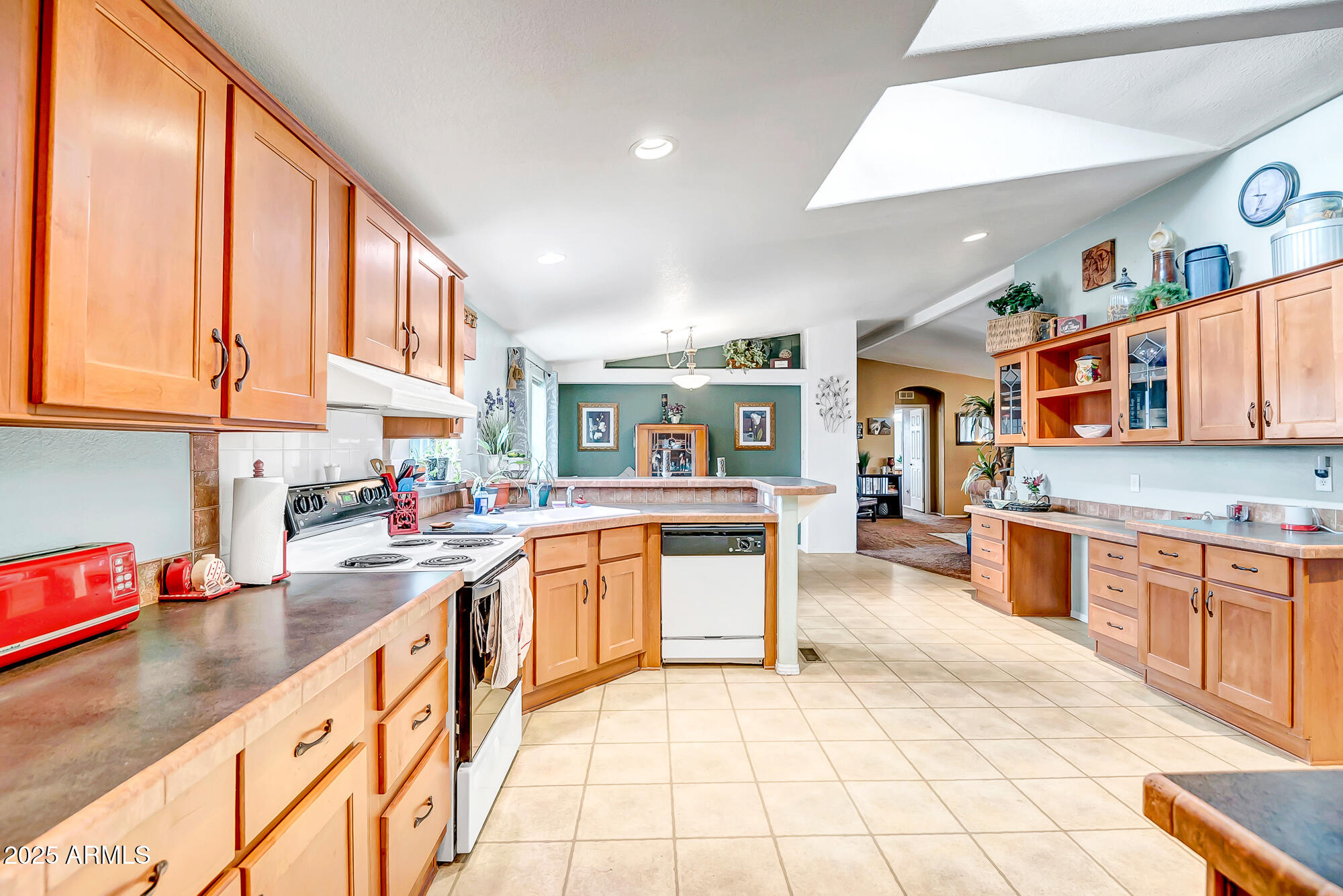 2406 West White Spar Road New River, AZ 85087 - Photo 7 of 26 Open Kitchen