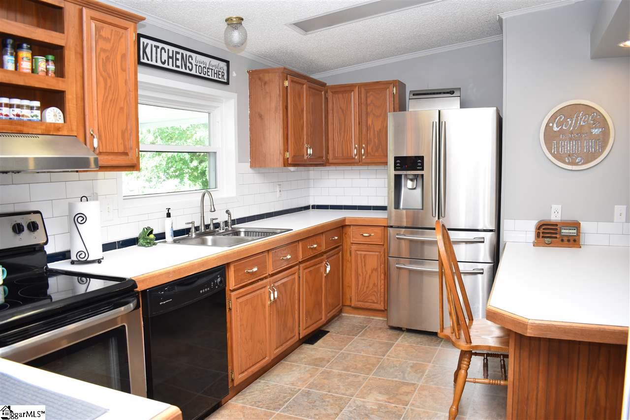 210 Scruggs Road Chesnee, SC 29323 - Photo 4 of 11
