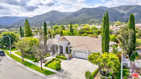 $2,388,000 | 1660 Alamitos Circle, Corona, CA 92881