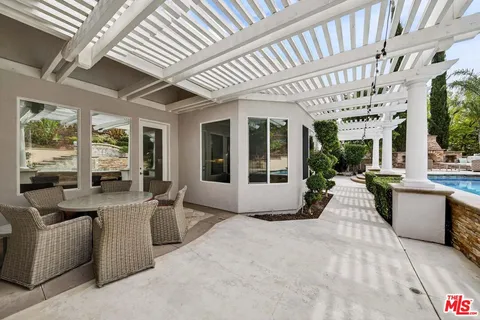 $2,388,000 | 1660 Alamitos Circle, Corona, CA 92881