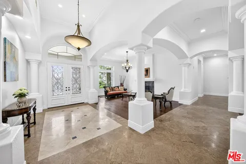 $2,388,000 | 1660 Alamitos Circle, Corona, CA 92881